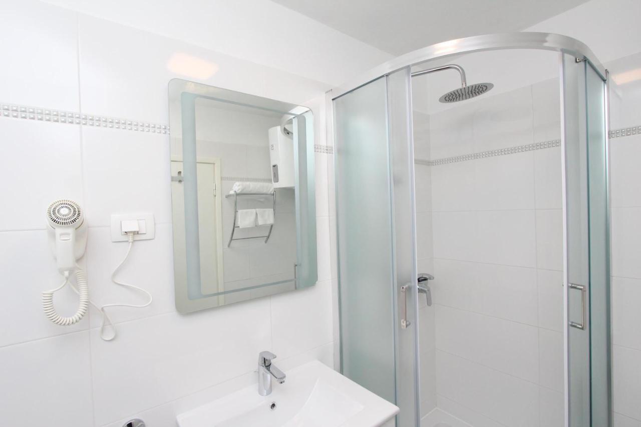Apartment Sorriso 2 罗维尼 外观 照片